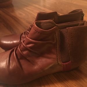Rockport Cobb Hill Genivieve booties